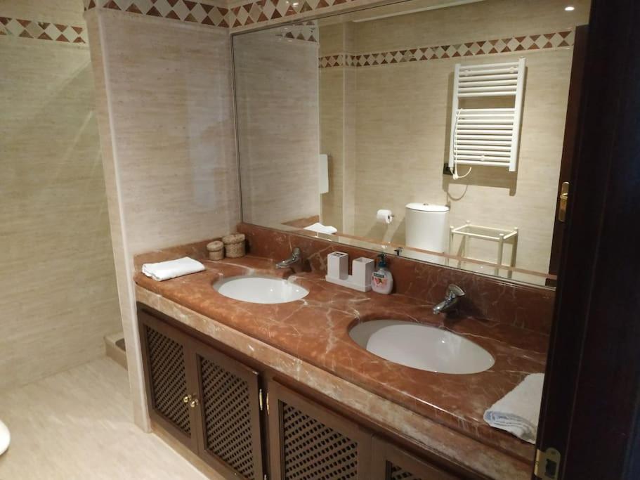 Luxury Apartment With Sea Views, Golf, Gym, Spa, 7 Pools Ojen Luaran gambar
