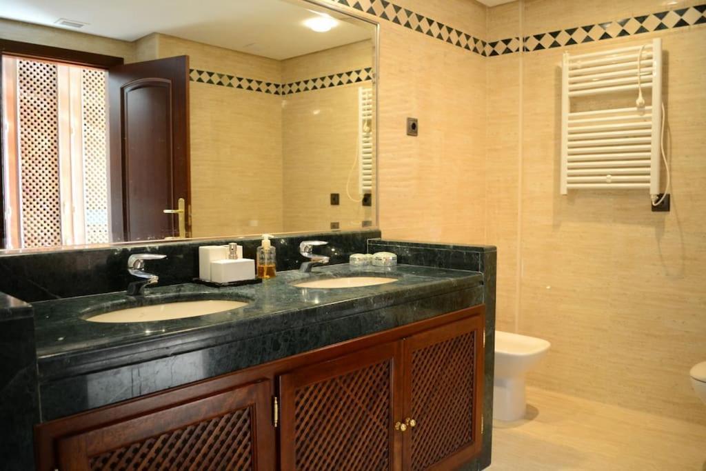 Luxury Apartment With Sea Views, Golf, Gym, Spa, 7 Pools Ojen Luaran gambar