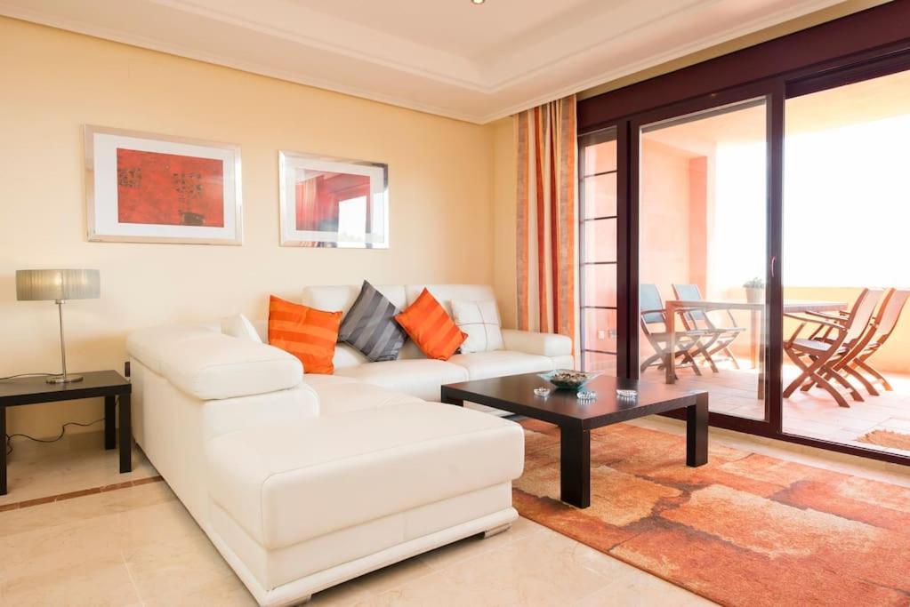 Luxury Apartment With Sea Views, Golf, Gym, Spa, 7 Pools Ojen Luaran gambar