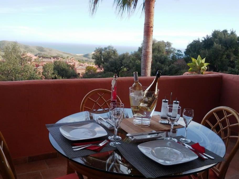 Luxury Apartment With Sea Views, Golf, Gym, Spa, 7 Pools Ojen Luaran gambar
